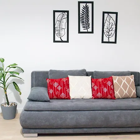 Spacious In Wenceslas Square Apartment *