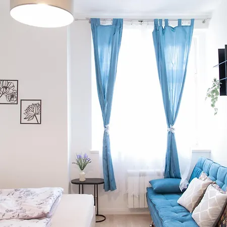 Spacious In Wenceslas Square Prague